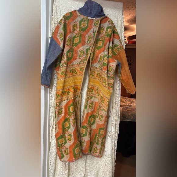 Kantha Bae Cowl Split Pullover - Picture 4 of 6